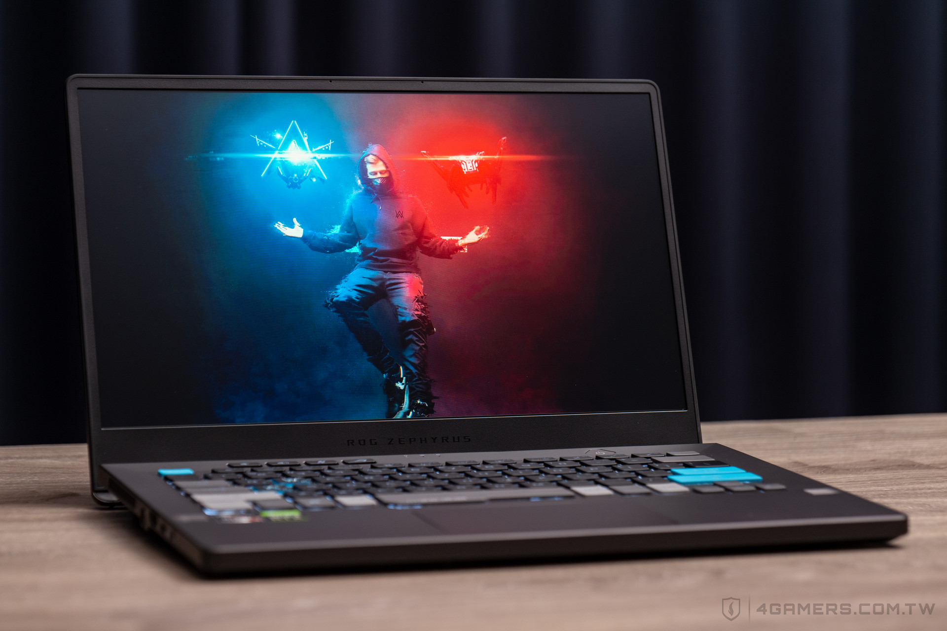 ASUS ROG Zephyrus G14 AW SE GA401QEC